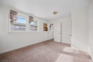 172 Hickory St, Orange, NJ 07050 - Photo 13