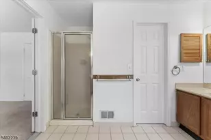 226 Matlook Pl, Franklin Township, NJ 08873 - Photo 25