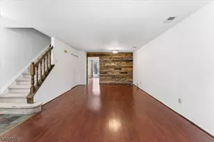 226 Matlook Pl, Franklin Township, NJ 08873 - Photo 3