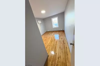 193 Ray St, Garfield, NJ 07026 - Photo 11