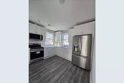 179 N 19th St #2, East Orange, NJ 07017 - Photo 3