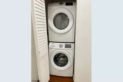 76 Chestnut St #1, Montclair, NJ 07042 - Photo 7