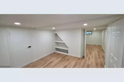 169 Bergen Ave, Clifton, NJ 07011 - Photo 11