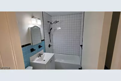 169 Bergen Ave, Clifton, NJ 07011 - Photo 7