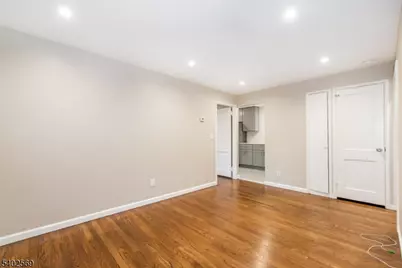 189 Washington Ave, Little Ferry, NJ 07643 - Photo 5