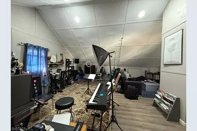 22 Mohawk Ave #2, Hawthorne, NJ 07506 - Photo 7