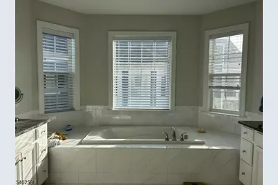 30 Hamilton Dr, Cranbury Township, NJ 08512 - Photo 13