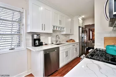 35 Mews Ln, South Orange, NJ 07079 - Photo 13