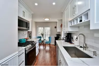 35 Mews Ln, South Orange, NJ 07079 - Photo 15