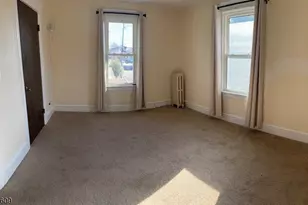 87 E Somerset St, Raritan, NJ 08869 - Photo 9