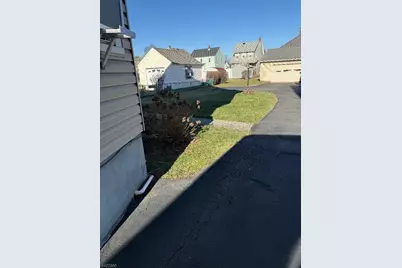 87 E Somerset St #2, Raritan, NJ 08869 - Photo 3