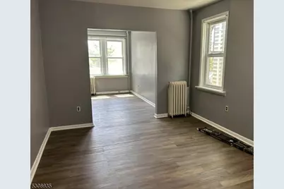 14 Bergen Ave, Clifton, NJ 07011 - Photo 3