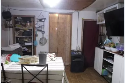 197 Fairmount Ave, Newark, NJ 07103 - Photo 3