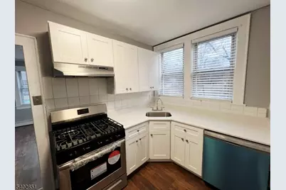 419 Plainfield Ave, Berkeley Heights Township, NJ 07922 - Photo 5