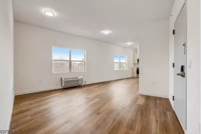 48 Chadwick St #301, Paterson, NJ 07503 - Photo 5