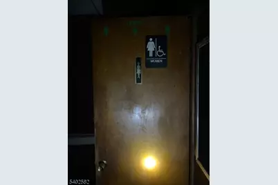 92 W 20th St, Bayonne, NJ 07002 - Photo 21