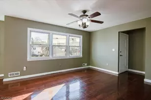 301 Riverview Rd, Pompton Lakes, NJ 07442 - Photo 9