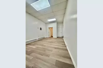 402 Hawthorne Ave, Newark, NJ 07112 - Photo 7