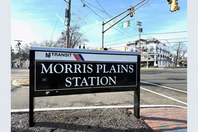 23 E Foxwood Dr #E, Morris Plains, NJ 07950 - Photo 1