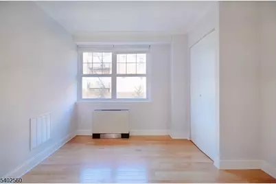 41 Elm St #1B, Morristown, NJ 07960 - Photo 7