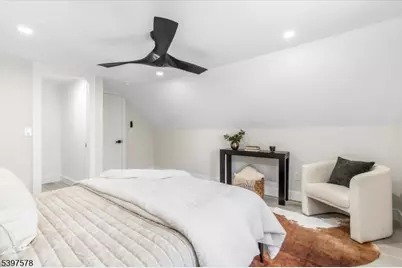 15 Princeton Pl, Clifton, NJ 07014 - Photo 17