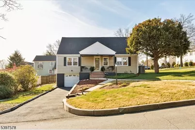 15 Princeton Pl, Clifton, NJ 07014 - Photo 1