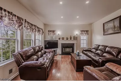 41 Goldenrod Dr, Montgomery Township, NJ 08502 - Photo 17