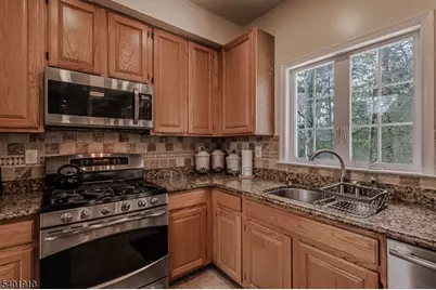 41 Goldenrod Dr, Montgomery Township, NJ 08502 - Photo 13