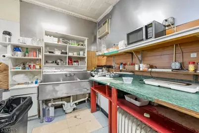 117 Valley Rd, Clifton, NJ 07013 - Photo 7