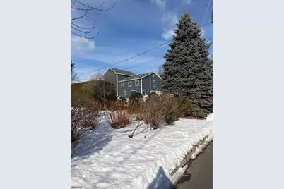 3 Cambridge Rd, East Hanover Township, NJ 07936 - Photo 3