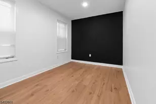 45 Seymour Ave, Newark, NJ 07108 - Photo 5