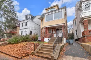 45 Seymour Ave, Newark, NJ 07108 - Photo 1