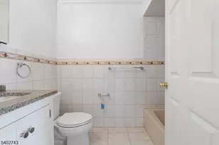 1020 Laura St, Elizabeth, NJ 07201 - Photo 19