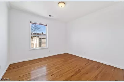 1020 Laura St #2, Elizabeth, NJ 07201 - Photo 11