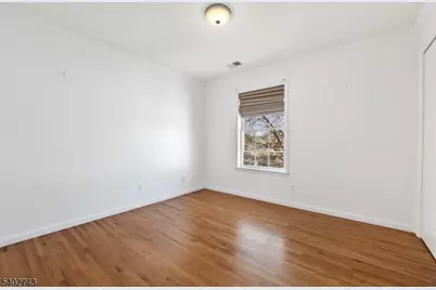 1020 Laura St #2, Elizabeth, NJ 07201 - Photo 15