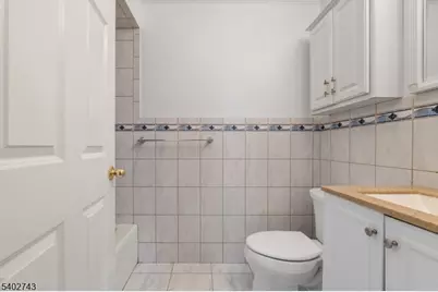 1020 Laura St #2, Elizabeth, NJ 07201 - Photo 13