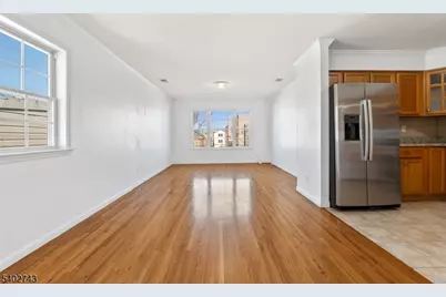 1020 Laura St #2, Elizabeth, NJ 07201 - Photo 7