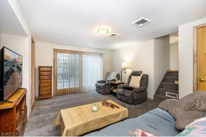 18 Stanford Pl, Wayne Twp., NJ 07470 - Photo 9