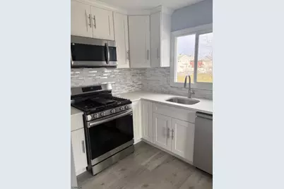 37 Irving St, Carteret, NJ 07008 - Photo 3