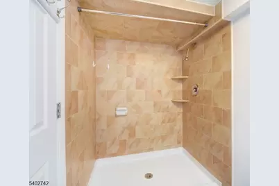 451 Burroughs Ter, Union Township, NJ 07083 - Photo 27