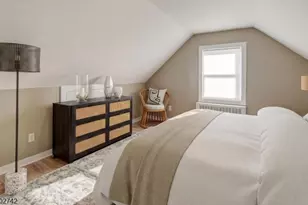 451 Burroughs Terrace, Union Township, NJ 07083 - Photo 21