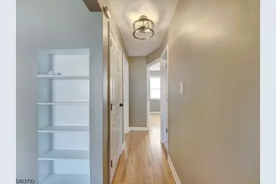 451 Burroughs Ter, Union Township, NJ 07083 - Photo 13