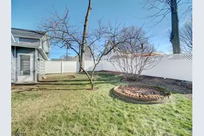 451 Burroughs Ter, Union Township, NJ 07083 - Photo 29