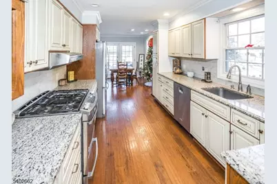 16 Powder Horn Dr, Morris Township, NJ 07960 - Photo 9