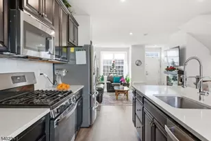 1205 English Ln, Sayreville, NJ 08859 - Photo 17