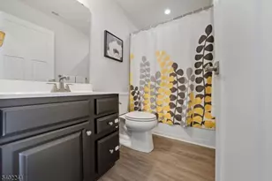 1205 English Ln, Sayreville, NJ 08859 - Photo 37