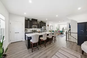 1205 English Ln, Sayreville, NJ 08859 - Photo 15