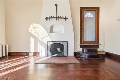 283 Pasadena Ave, Hasbrouck Heights, NJ 07604 - Photo 7