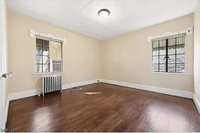 283 Pasadena Ave, Hasbrouck Heights, NJ 07604 - Photo 25