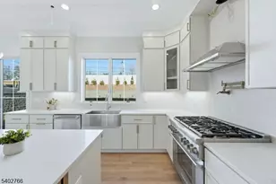 30 Grand Terrace, Livingston, NJ 07039 - Photo 13